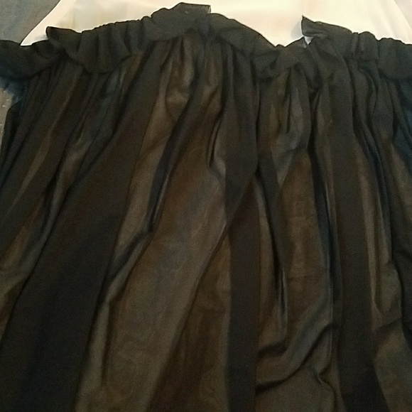 Top - Picture 3 of 3